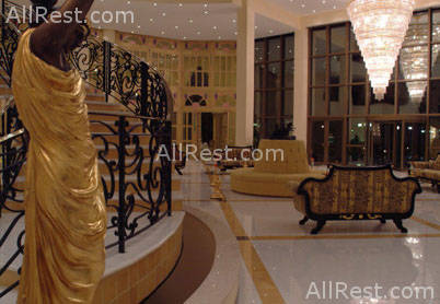 Raouf hotels International Moon 10